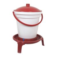 TOPTRADE plastic bucket drinker, on a base, with a float, for poultry, 18,0 L