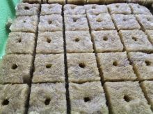 TOPTRADE mineral wool, for plant germination, with hole, 25 x 25 x 25 mm, set of 100 pcs (3)